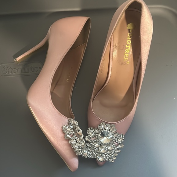 Big Tree Rhinestone Pointed Toe Satin High Heels - Like New Condition - Picture 8 of 11